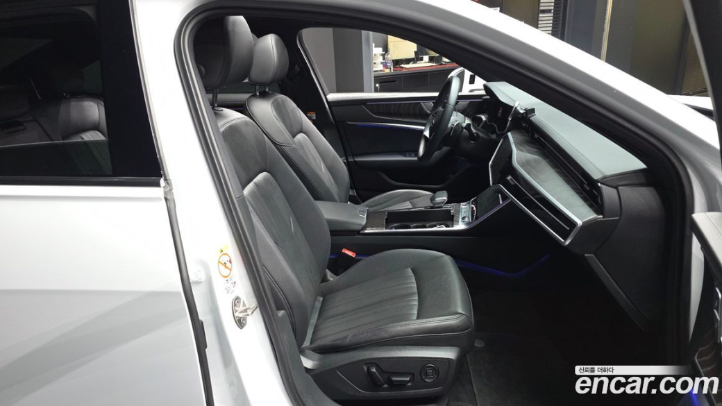 Audi A6 45 TFSI Premium, 2023