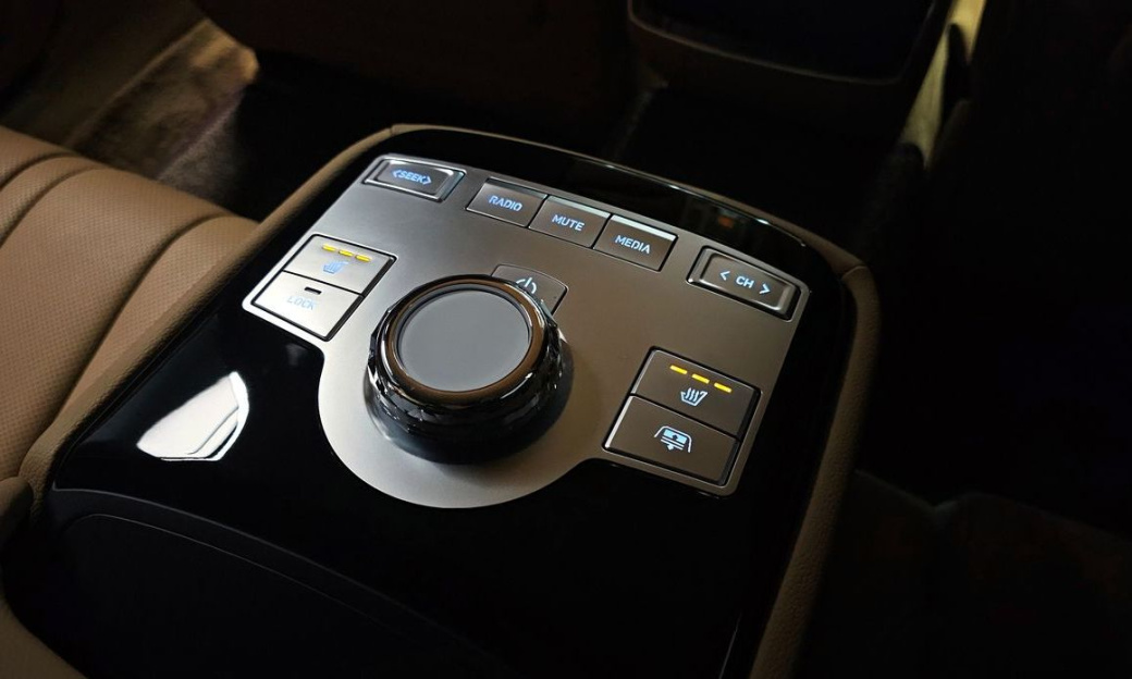 Genesis G80 Gasoline 2.5 Turbo 2WD, 2025