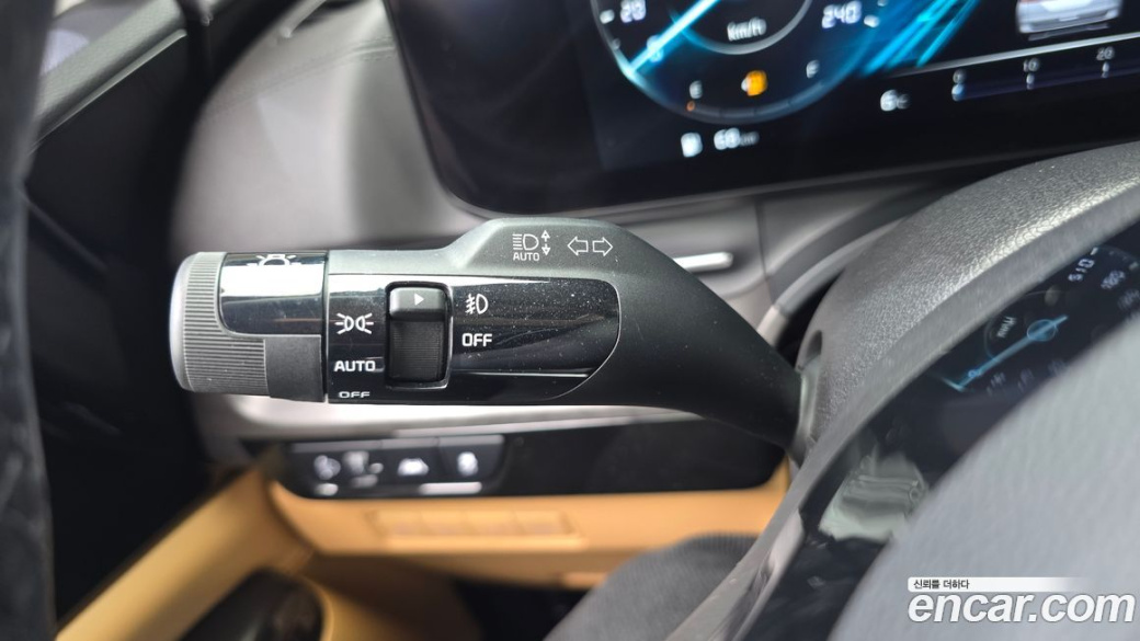 Kia Carnival 9-Seater Noblesse, 2023