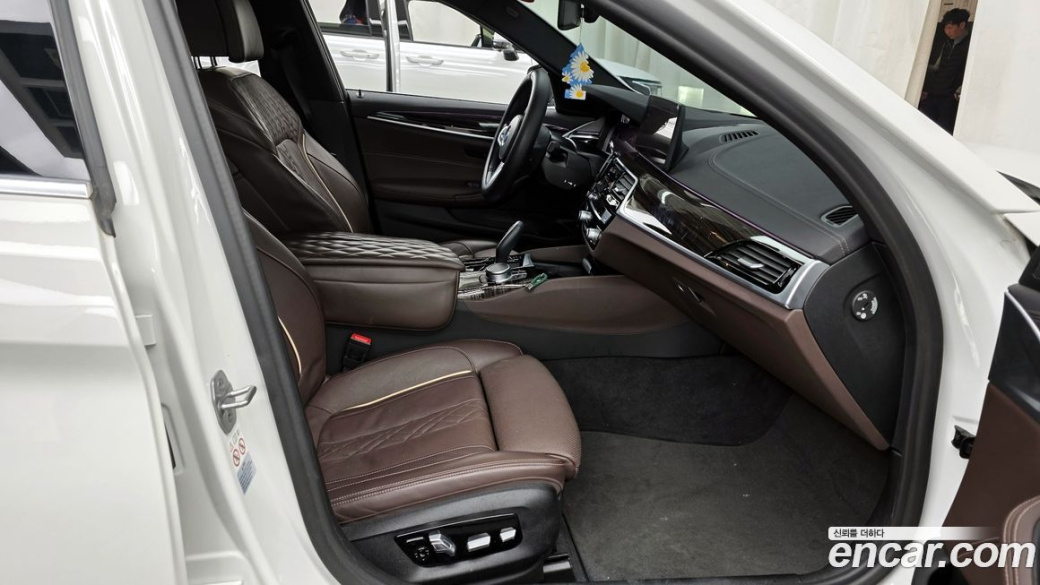 BMW 5-Series 523d M Sport, 2022