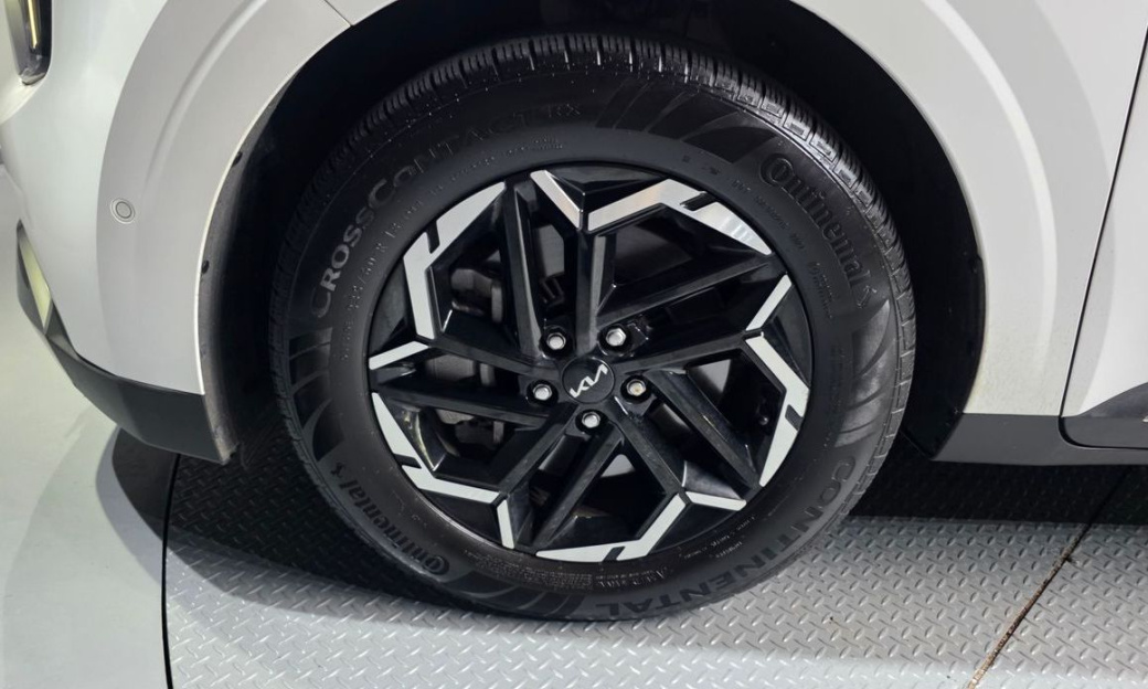Kia Carnival 9-Seater Noblesse, 2024