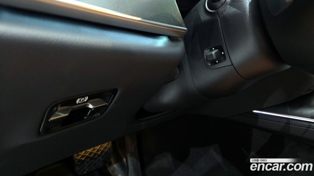 Mercedes-Benz E-Class E200 Avantgarde, 2025