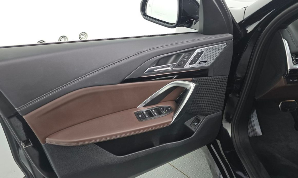 BMW X1 xDrive 20i M Sport, 2024