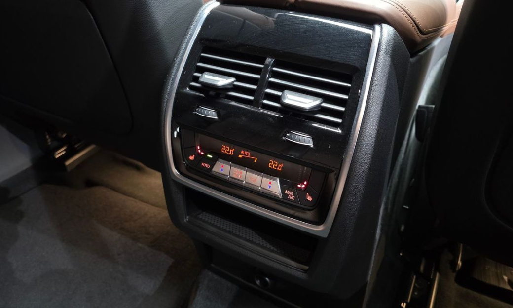 BMW X6 xDrive40i M Sport, 2025