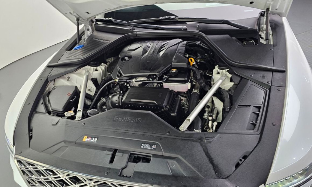 Genesis G80 Gasoline 2.5 Turbo AWD, 2025