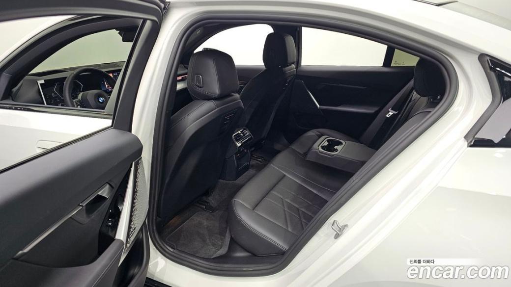 BMW 5-Series 520i M Sport, 2026