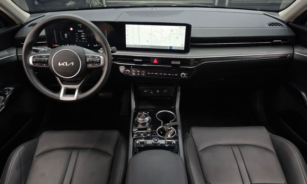 Kia K5 2.0, 2024