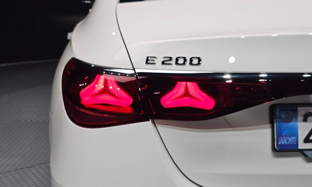 Mercedes-Benz E-Class E200 Avantgarde, 2025