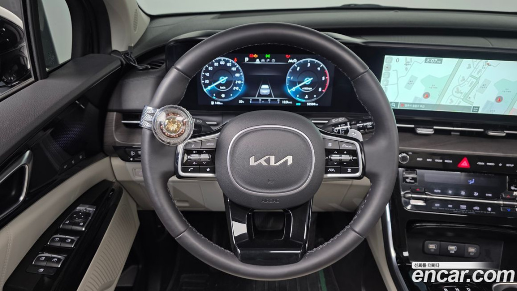 Kia Carnival 7-Seater Signature, 2023