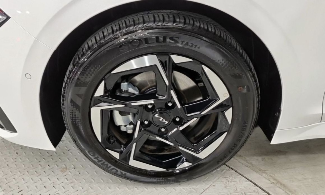 Kia K5 2.0, 2026