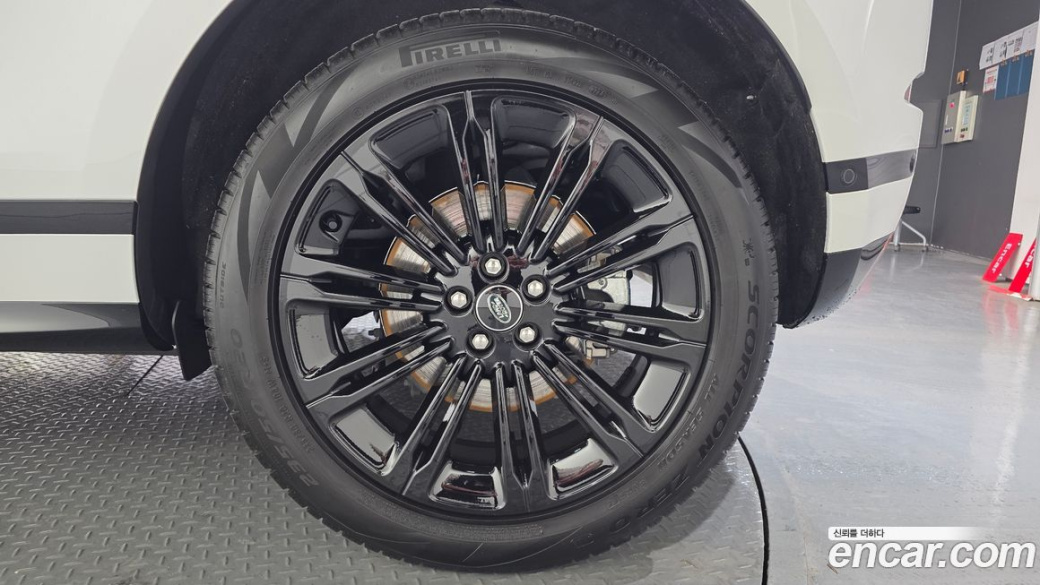 Land Rover Range Rover Evoque P250 Dynamic SE, 2025