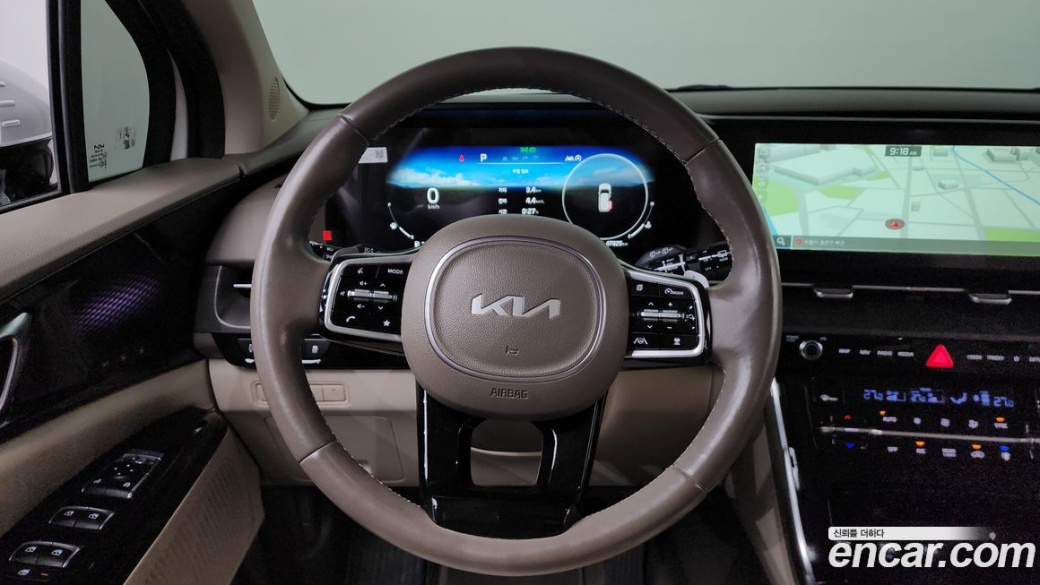 Kia Carnival 9-Seater Signature, 2022