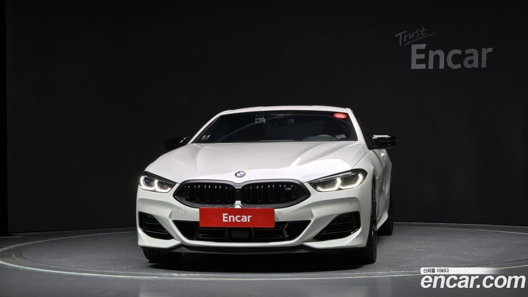 BMW 8-Series M850i xDrive Coupe, 2025