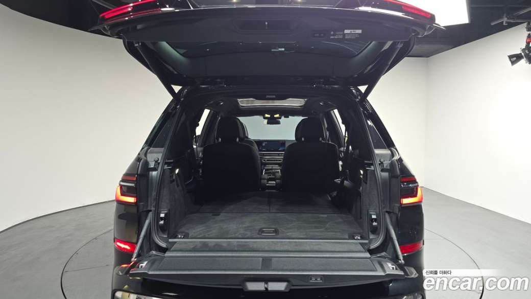 BMW X7 xDrive 40d M Sport 6STR, 2025
