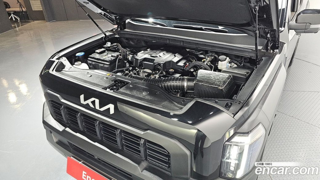Kia Tasman 2.5T Gasoline 4WD, 2026