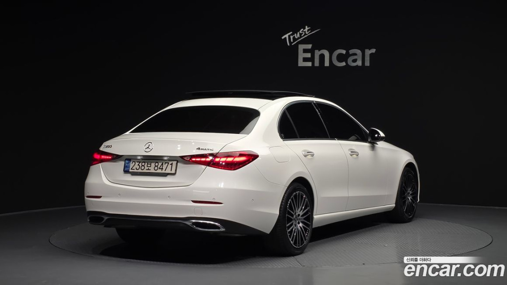Mercedes-Benz C-Class C200 4MATIC Avantgarde, 2022