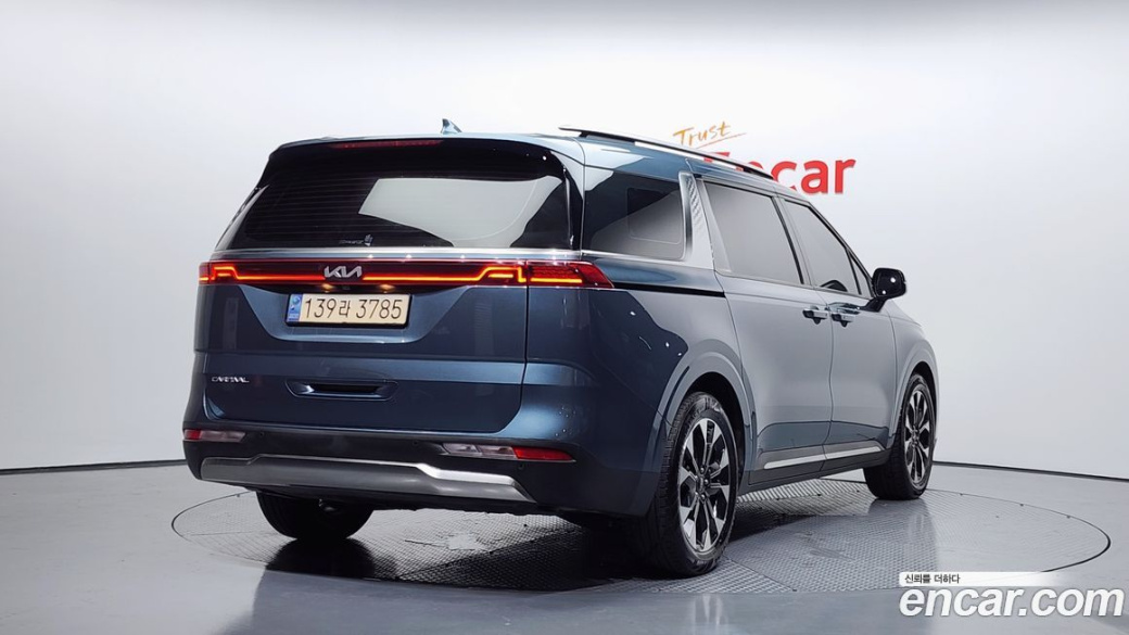 Kia Carnival 7-Seater Signature, 2023