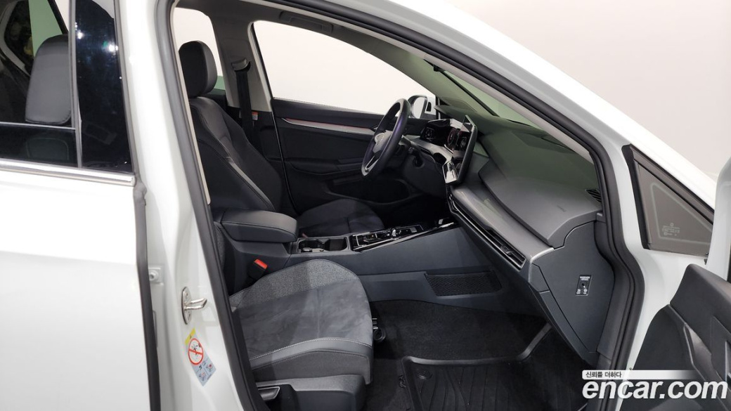 Volkswagen Golf 2.0 TDI Prestige, 2025