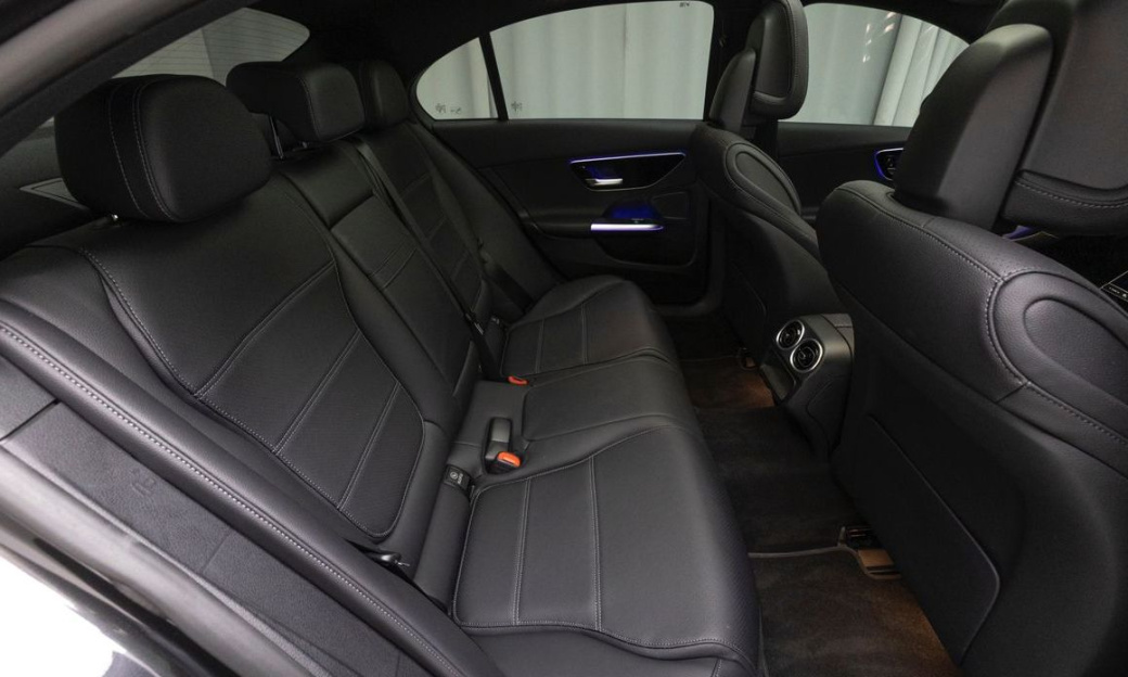 Mercedes-Benz C-Class C300 4MATIC Avantgarde, 2023