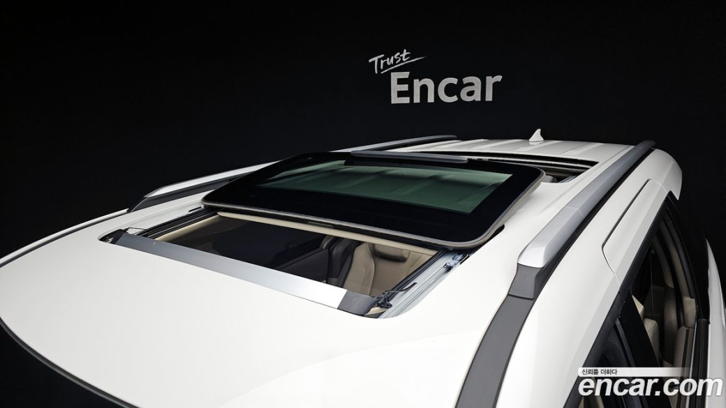 Kia Carnival 9-Seater Signature, 2022