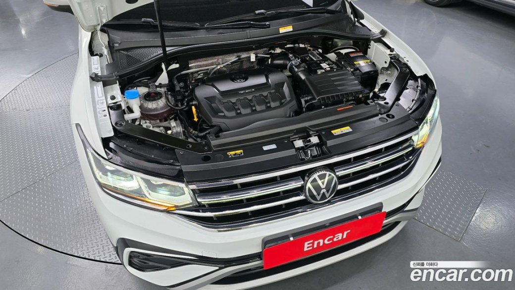 Volkswagen Tiguan 2.0 TSI Prestige, 2023
