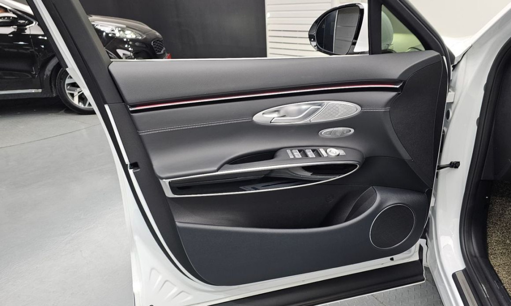Genesis GV70 2.5T Gasoline 2WD, 2025