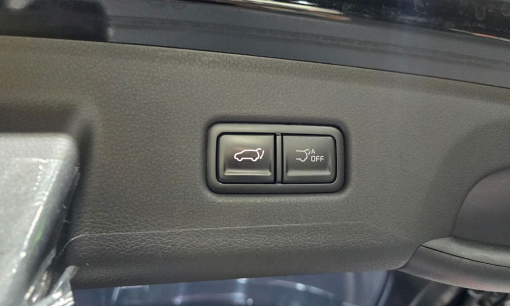 Kia Carnival 9-Seater Noblesse, 2024