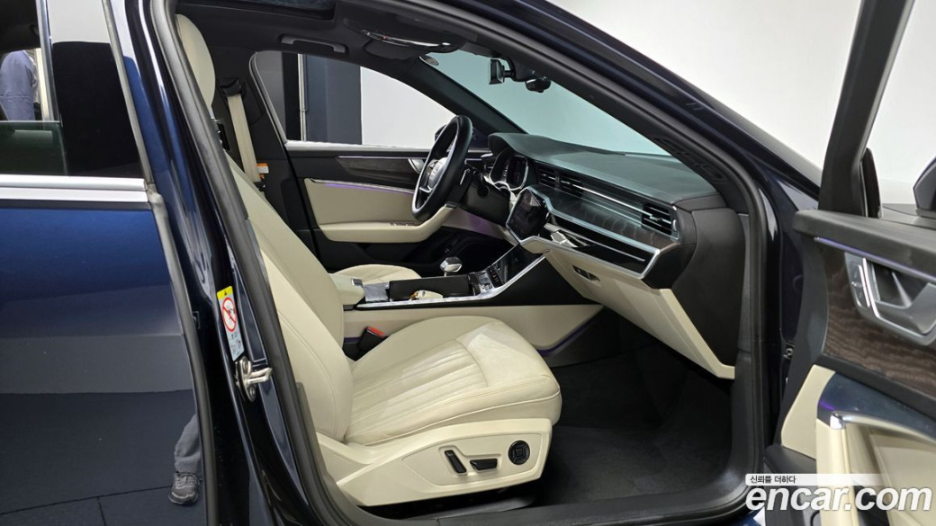 Audi A6 45 TFSI Premium, 2023