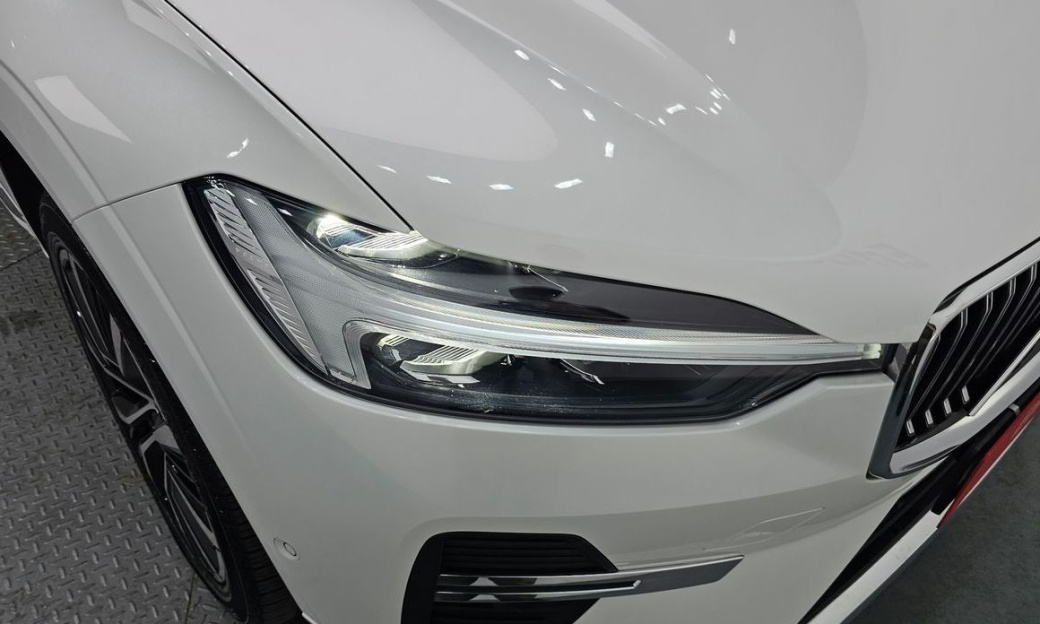 Volvo XC60 B6 Ultimate Bright, 2023