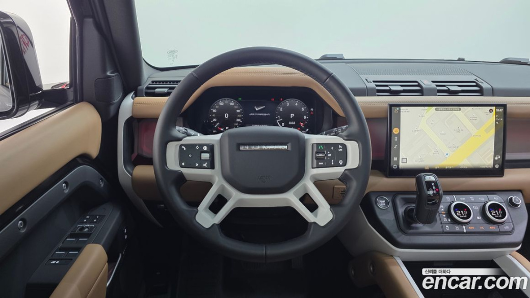 Land Rover Defender 110 P300 X-Dynamic SE, 2025