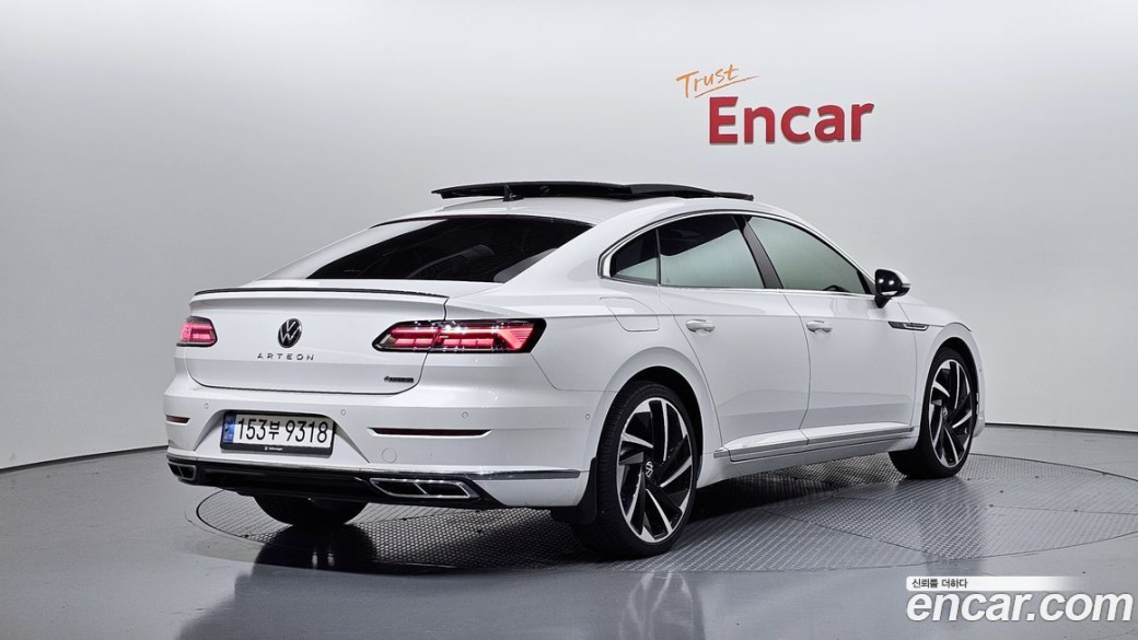 Volkswagen Arteon 2.0 TDI R-LIINE 4Motion, 2022