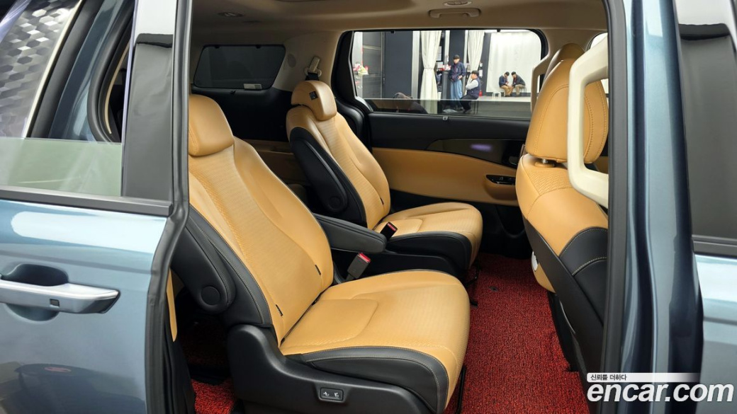 Kia Carnival 9-Seater Signature, 2023