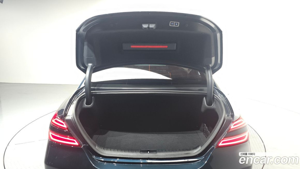 Genesis G70 Gasoline 2.0T 2WD, 2023
