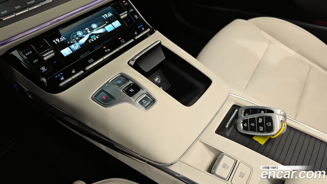Hyundai Grandeur 2.5, 2023