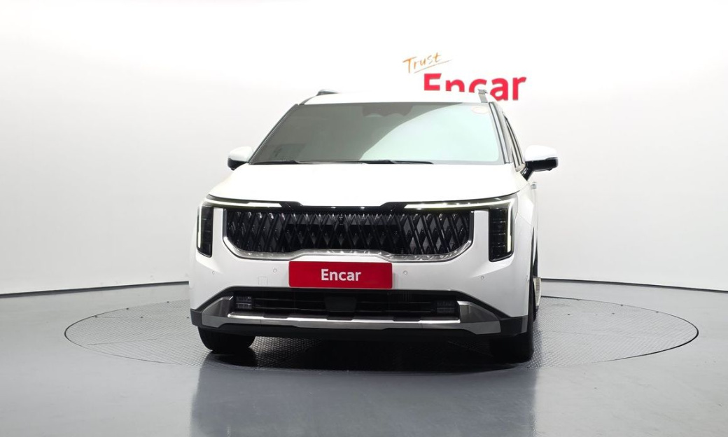 Kia Carnival 7-Seater Signature, 2024