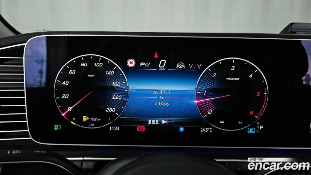 Mercedes-Benz GLE-Class GLE300d 4MATIC, 2024