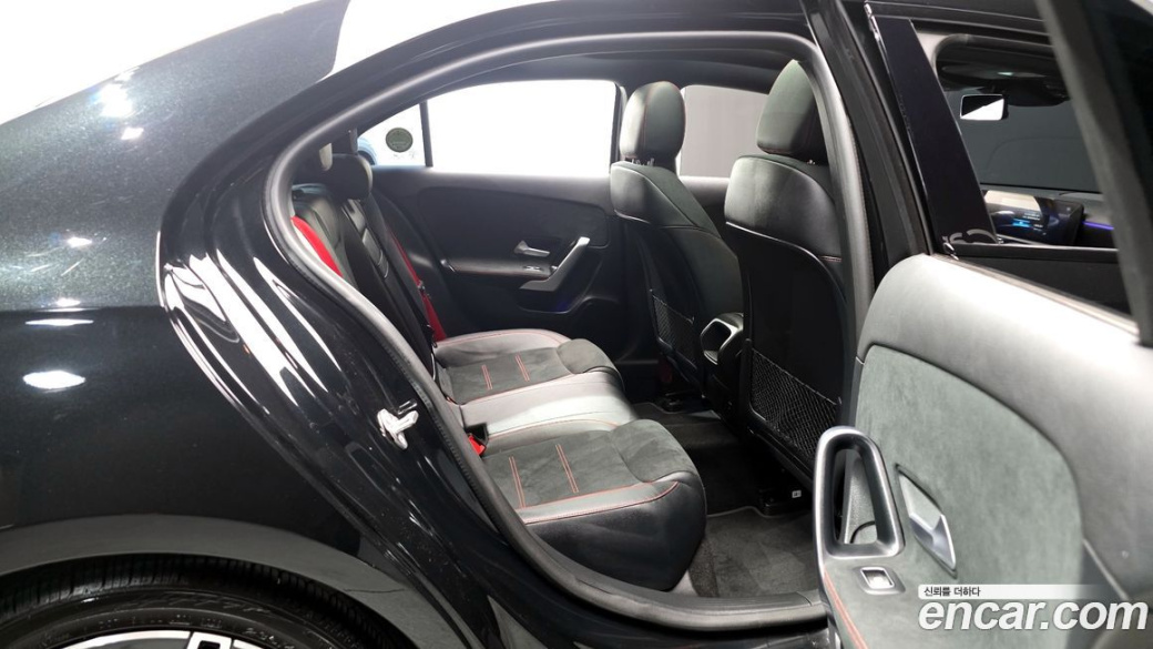 Mercedes-Benz A-Class AMG A35 4MATIC Sedan, 2022