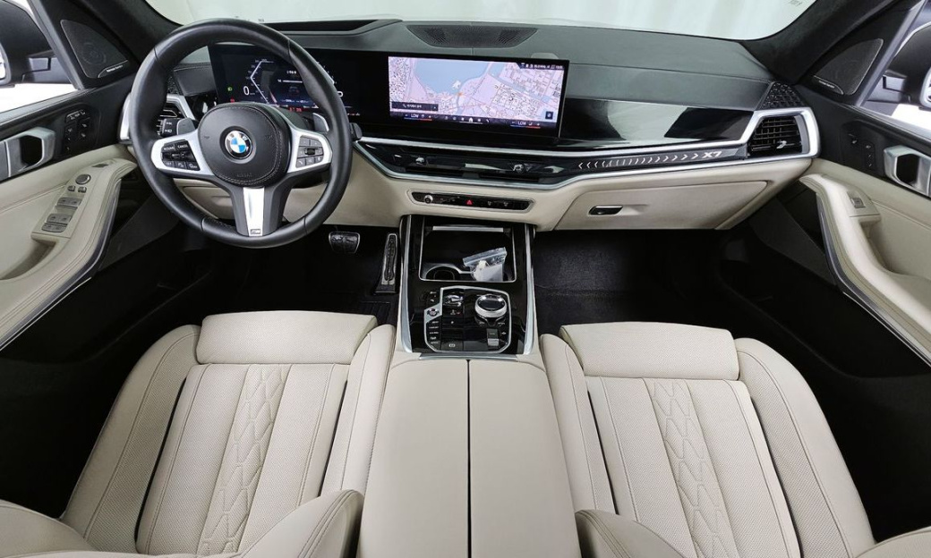 BMW X7 xDrive 40i M Sport 6STR, 2024