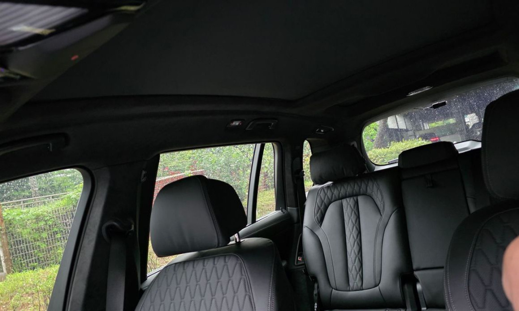 BMW X7 xDrive 40d M Sport 7 STR, 2025