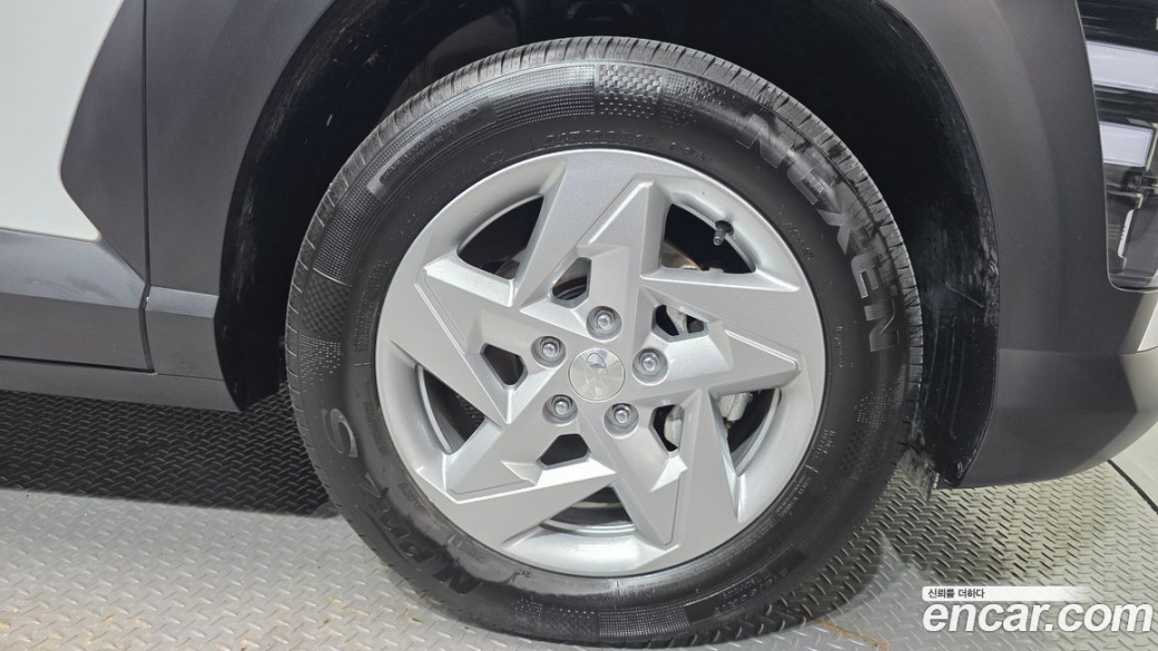 Hyundai Kona Gasoline 2.0 2WD, 2023