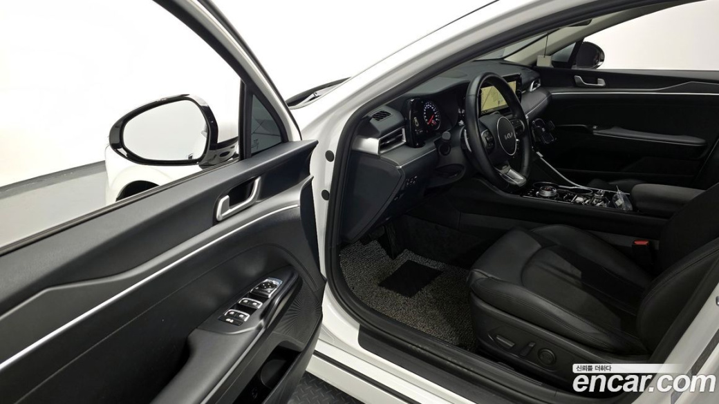 Kia K5 2.0, 2023