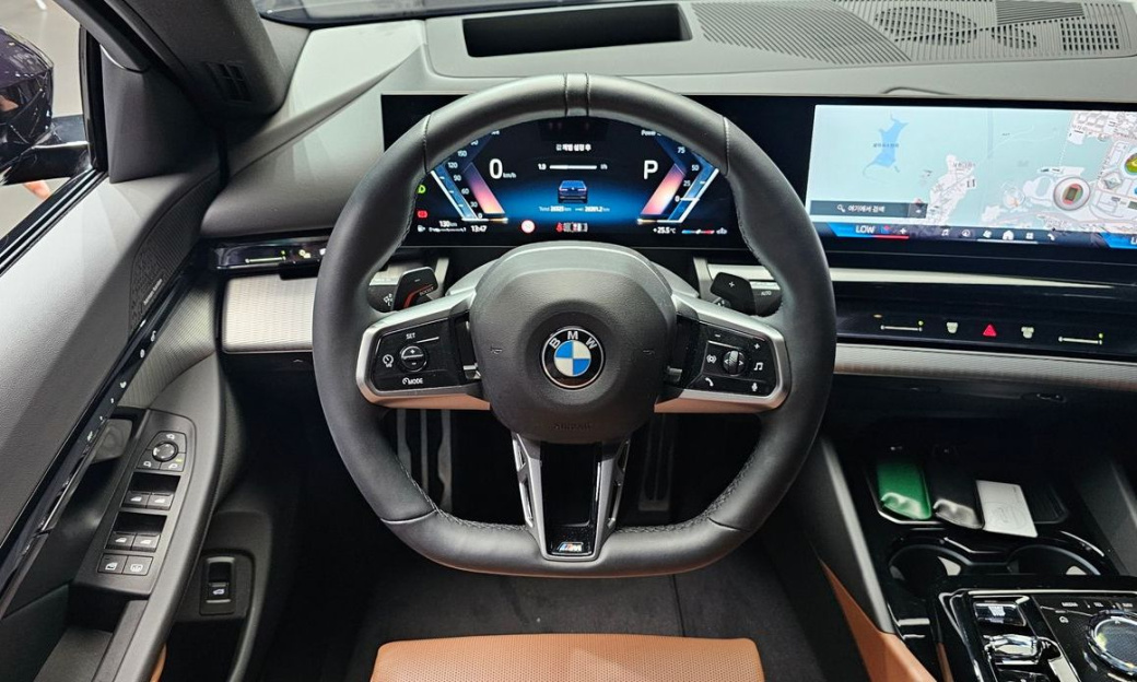 BMW 5-Series 530i xDrive M Sport, 2024