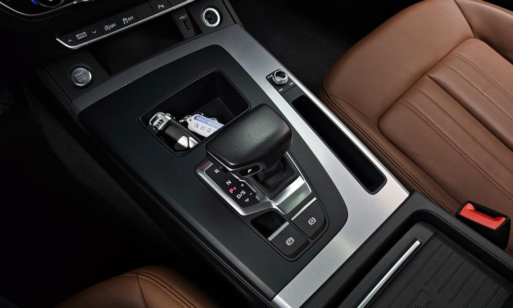 Audi Q5 40 TDI Quattro, 2021