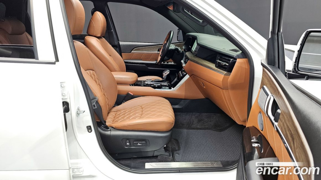 Kia Mohave Diesel 3.0 4WD 6-Seater, 2022