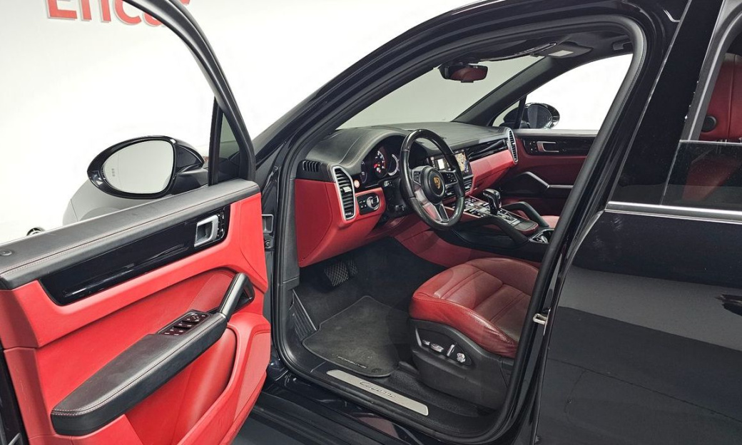Porsche Cayenne 3.0, 2021