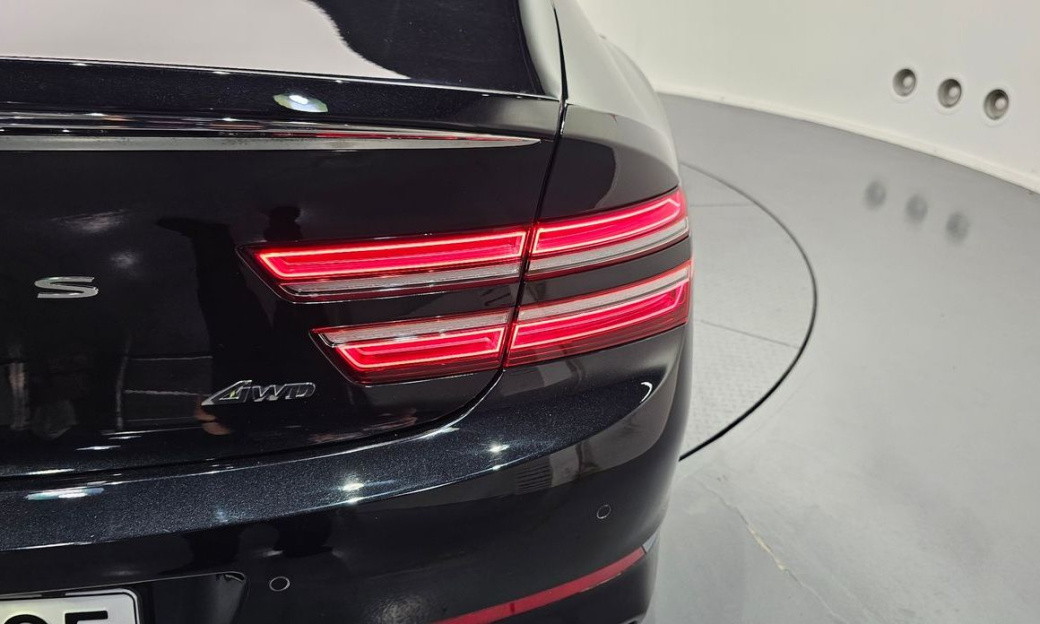 Genesis G80 Gasoline 2.5 Turbo AWD, 2022