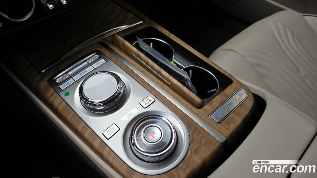 Genesis G80 Gasoline 2.5 Turbo AWD, 2024