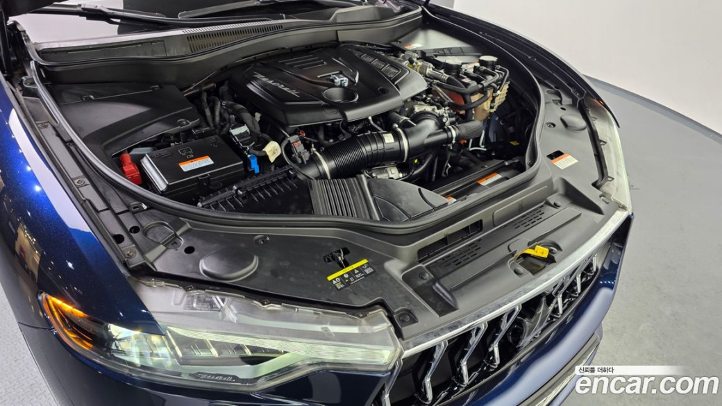 Maserati Levante 2.0 GT AWD, 2022