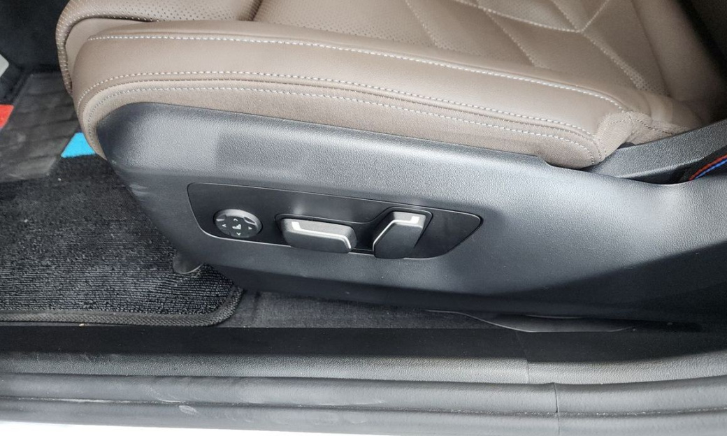 BMW 5-Series 520i M Sport, 2024