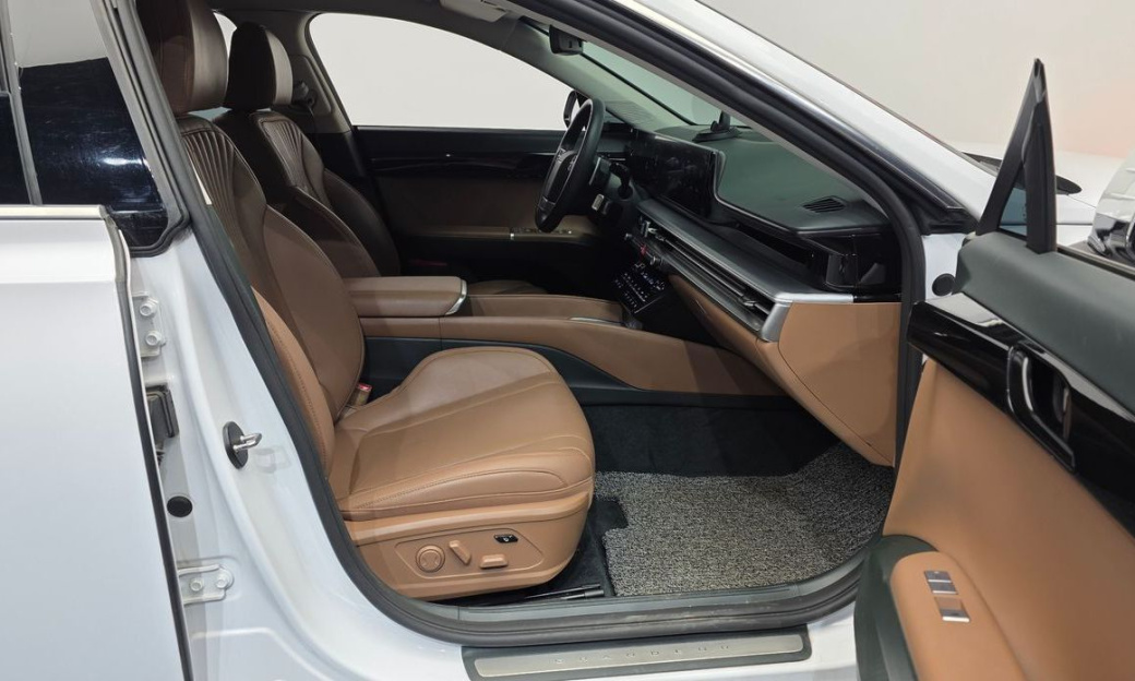 Hyundai Grandeur 2,5 Gasoline 2WD, 2023